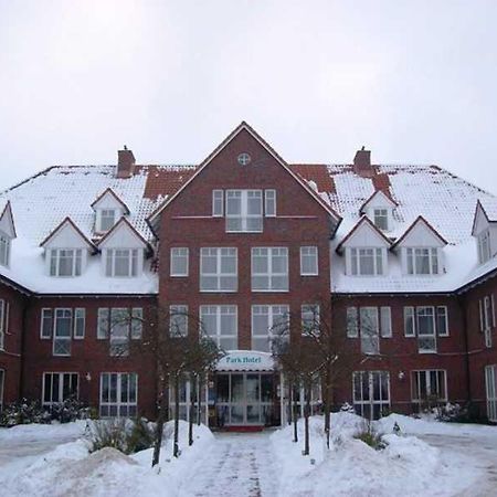 The Royal Inn Park Hotel Fasanerie Neustrelitz Exterior photo